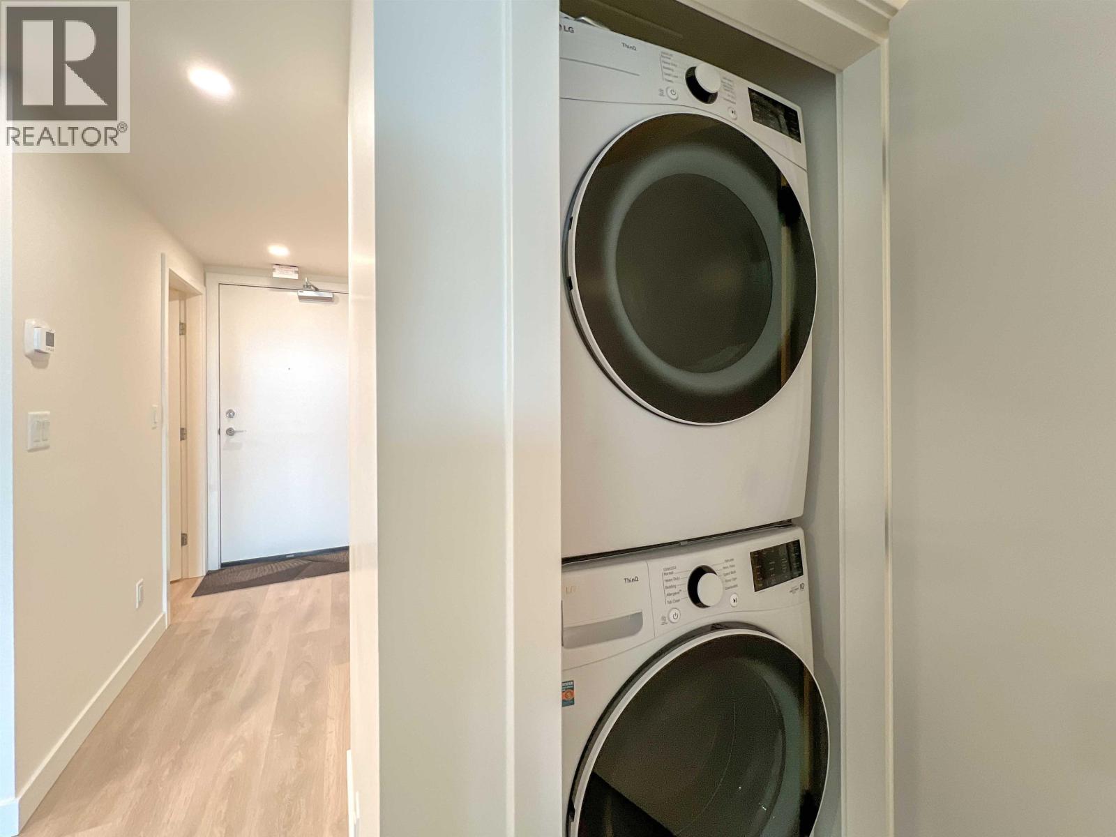 2208 308 ALDERSON AVENUE, Coquitlam