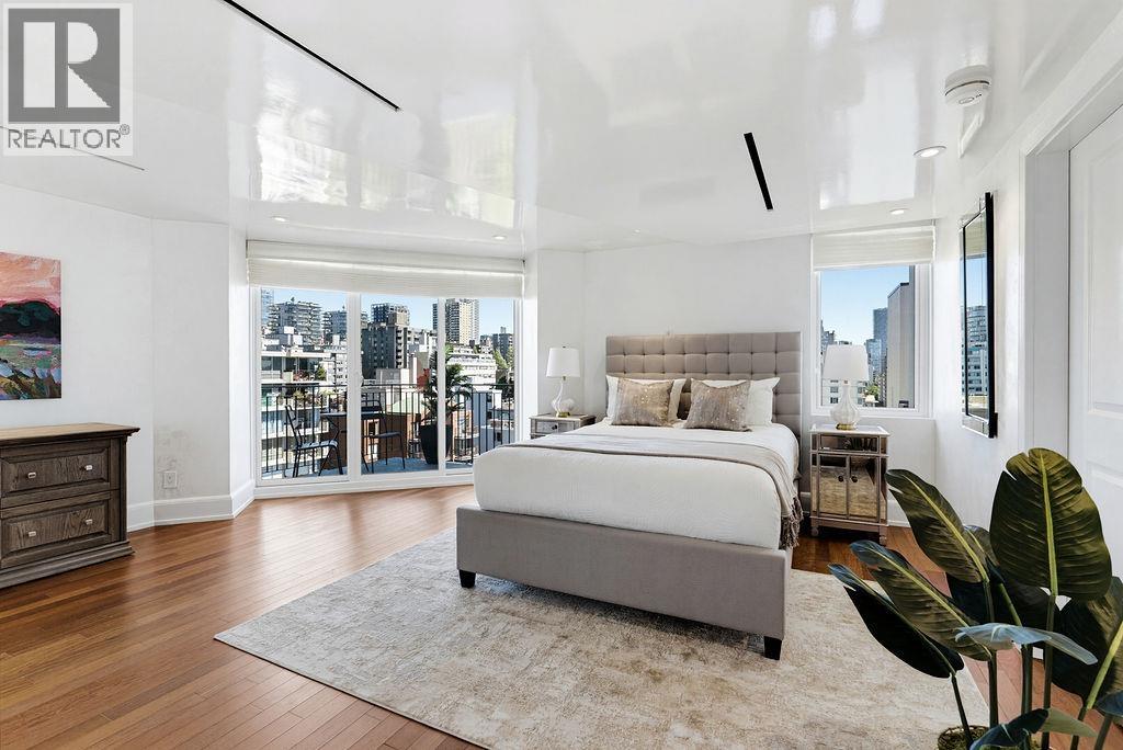 1301 1575 BEACH AVENUE, Vancouver