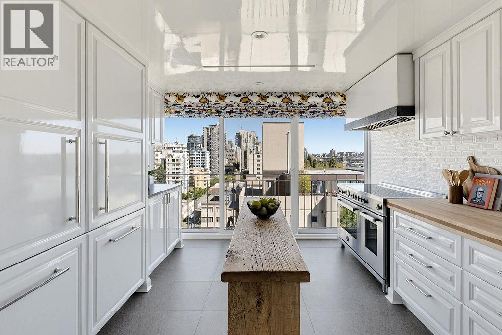 1301 1575 BEACH AVENUE, Vancouver