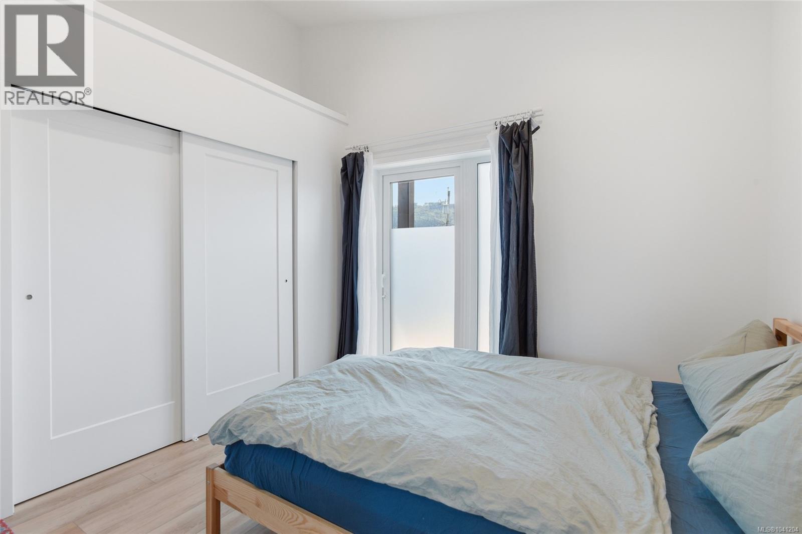 2616 3rd Ave - 10