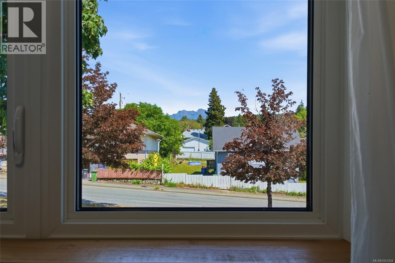 2616 3rd Ave - 18