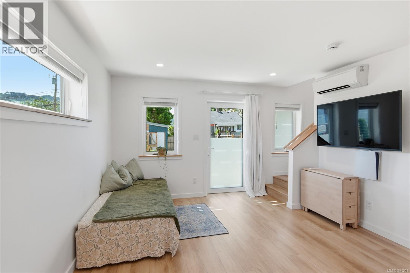 2616 3rd Ave - 7