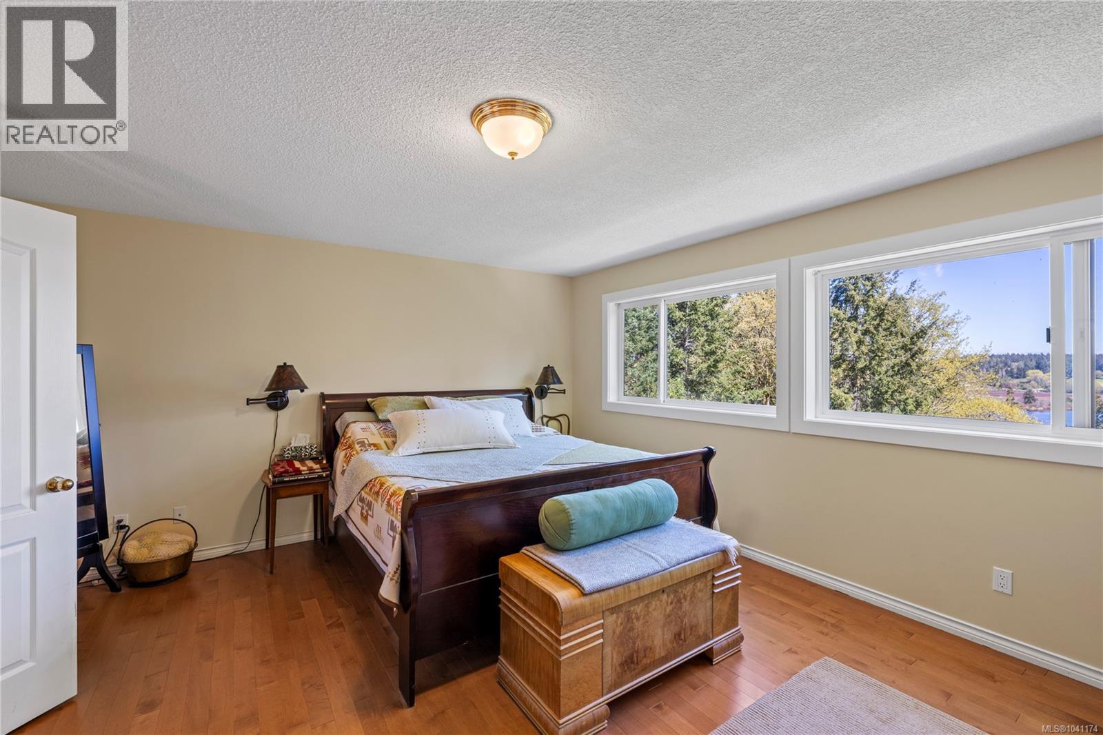 13361 Prospect Dr - 34