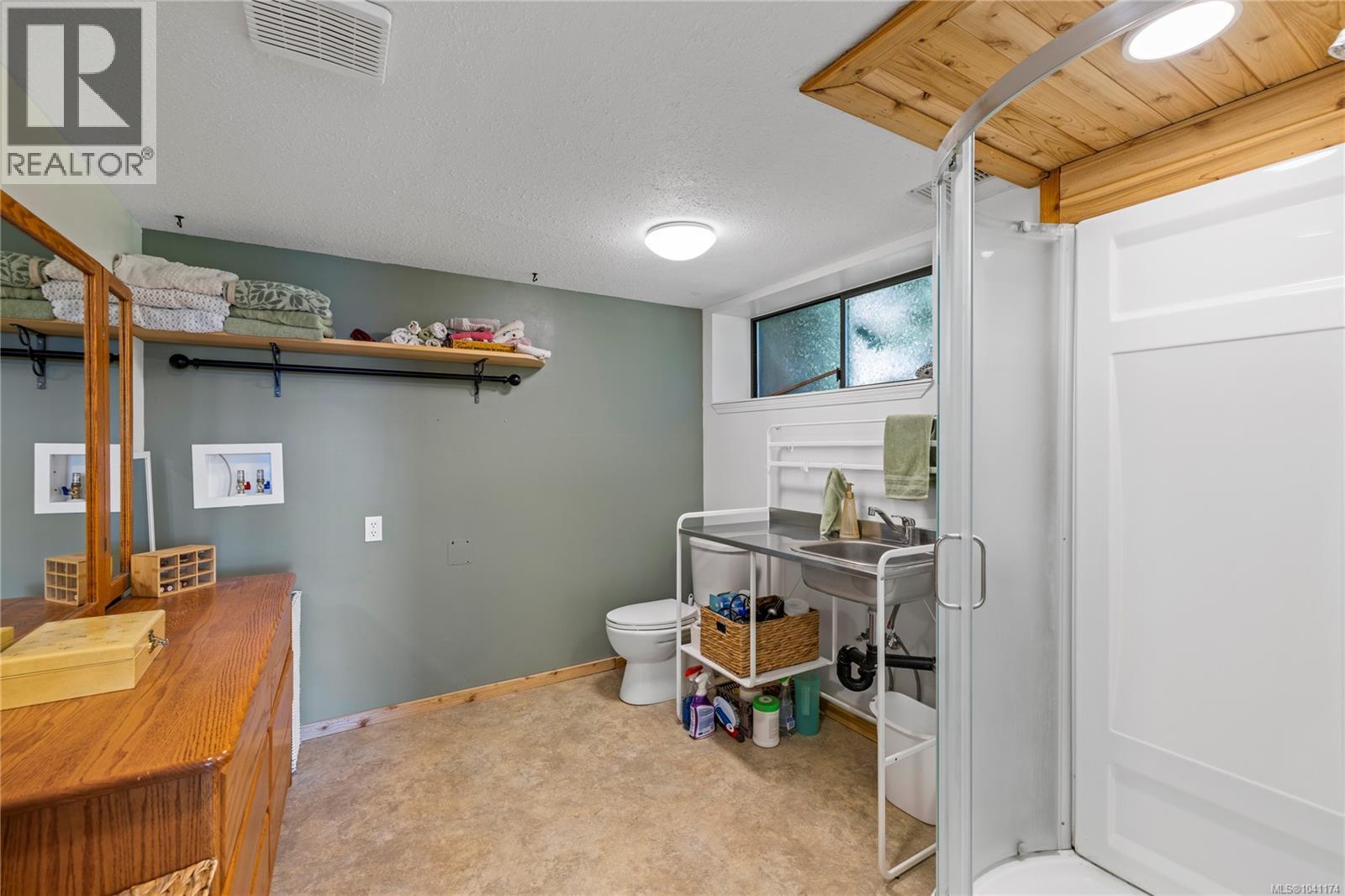 13361 Prospect Dr - 43