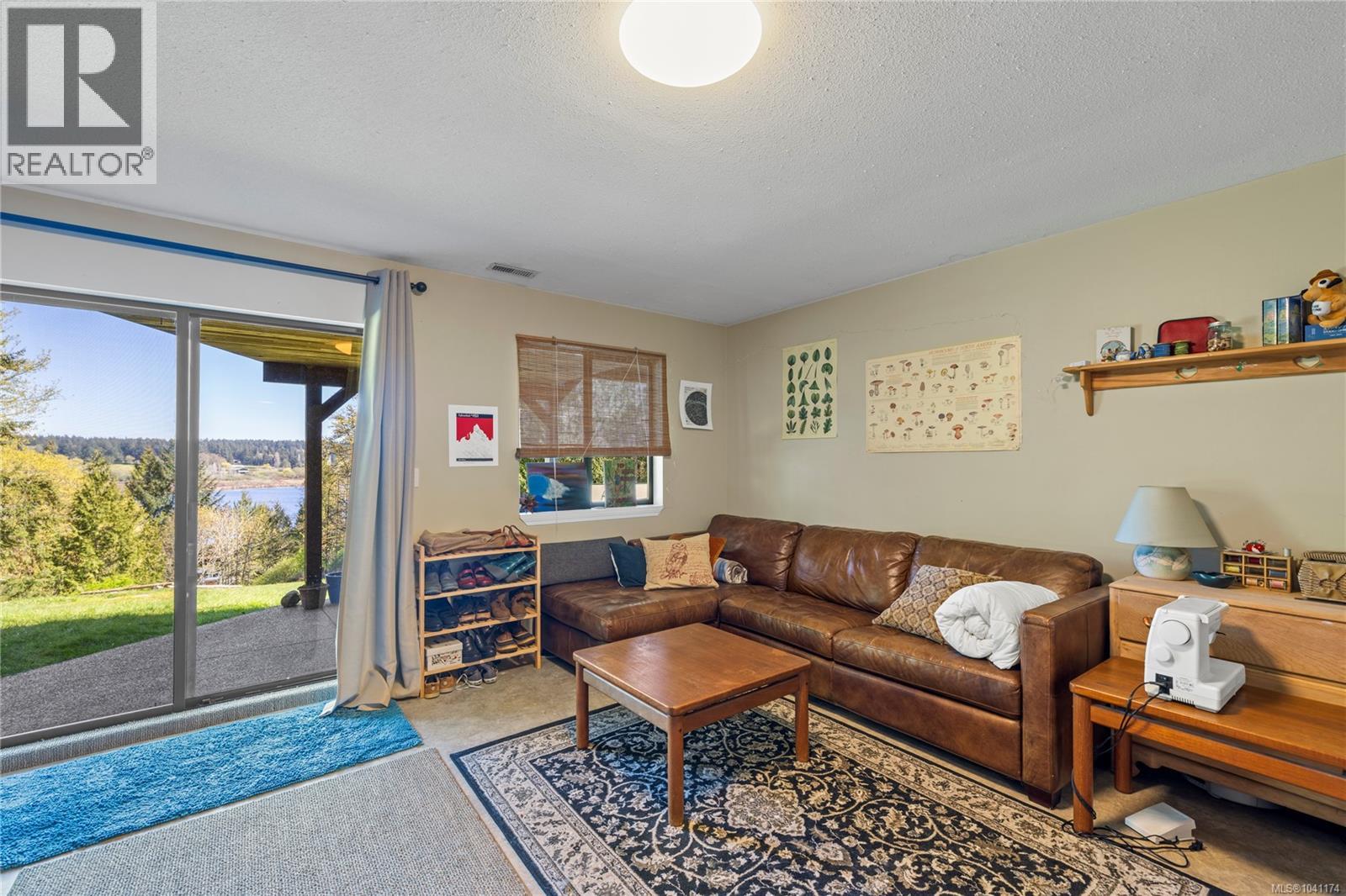 13361 Prospect Dr - 44