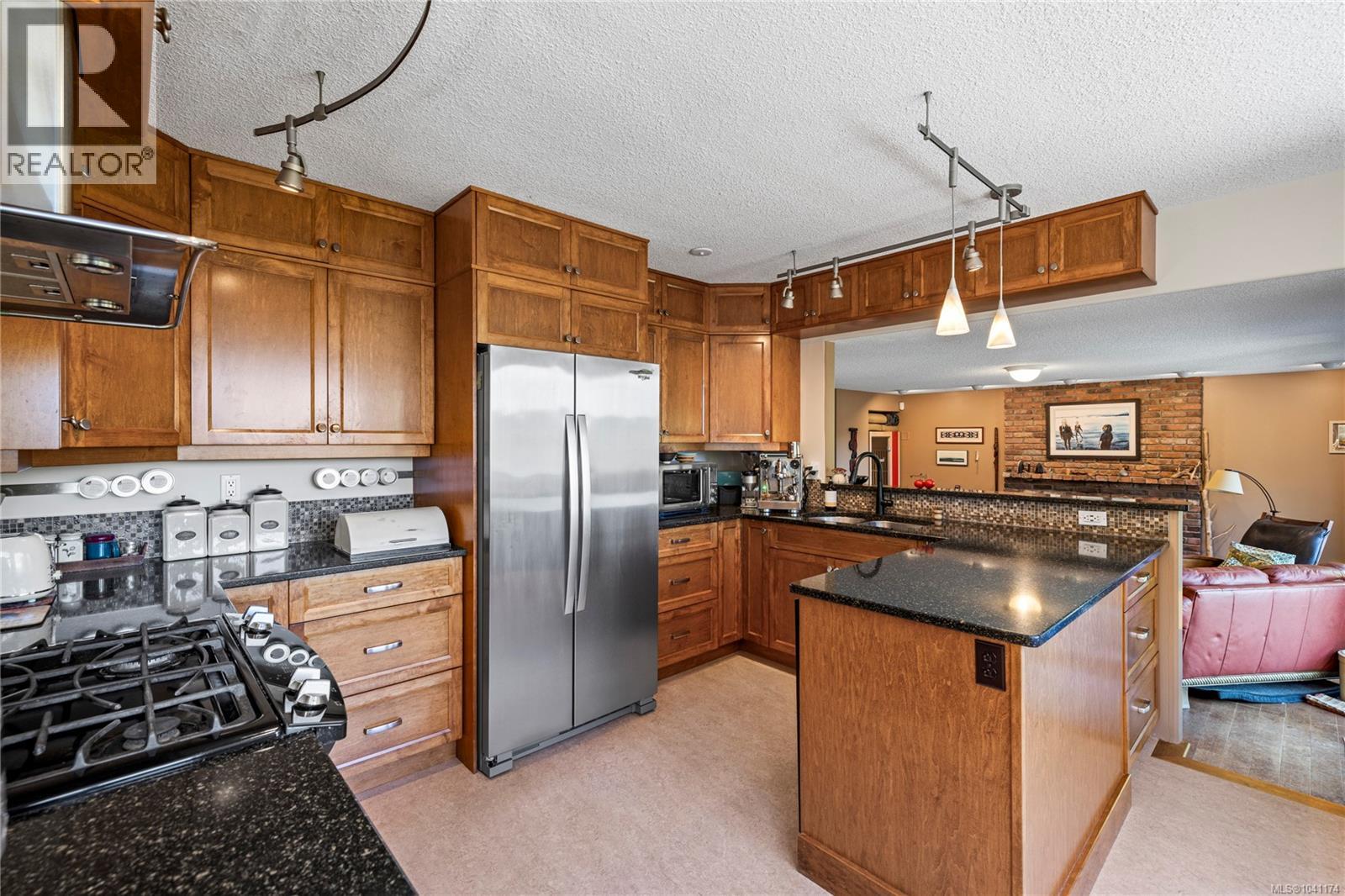 13361 Prospect Dr - 6