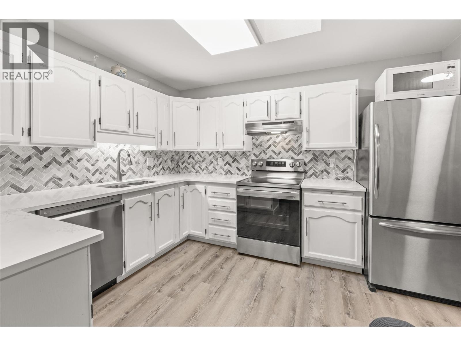 #311 262 Kinney Avenue - 3