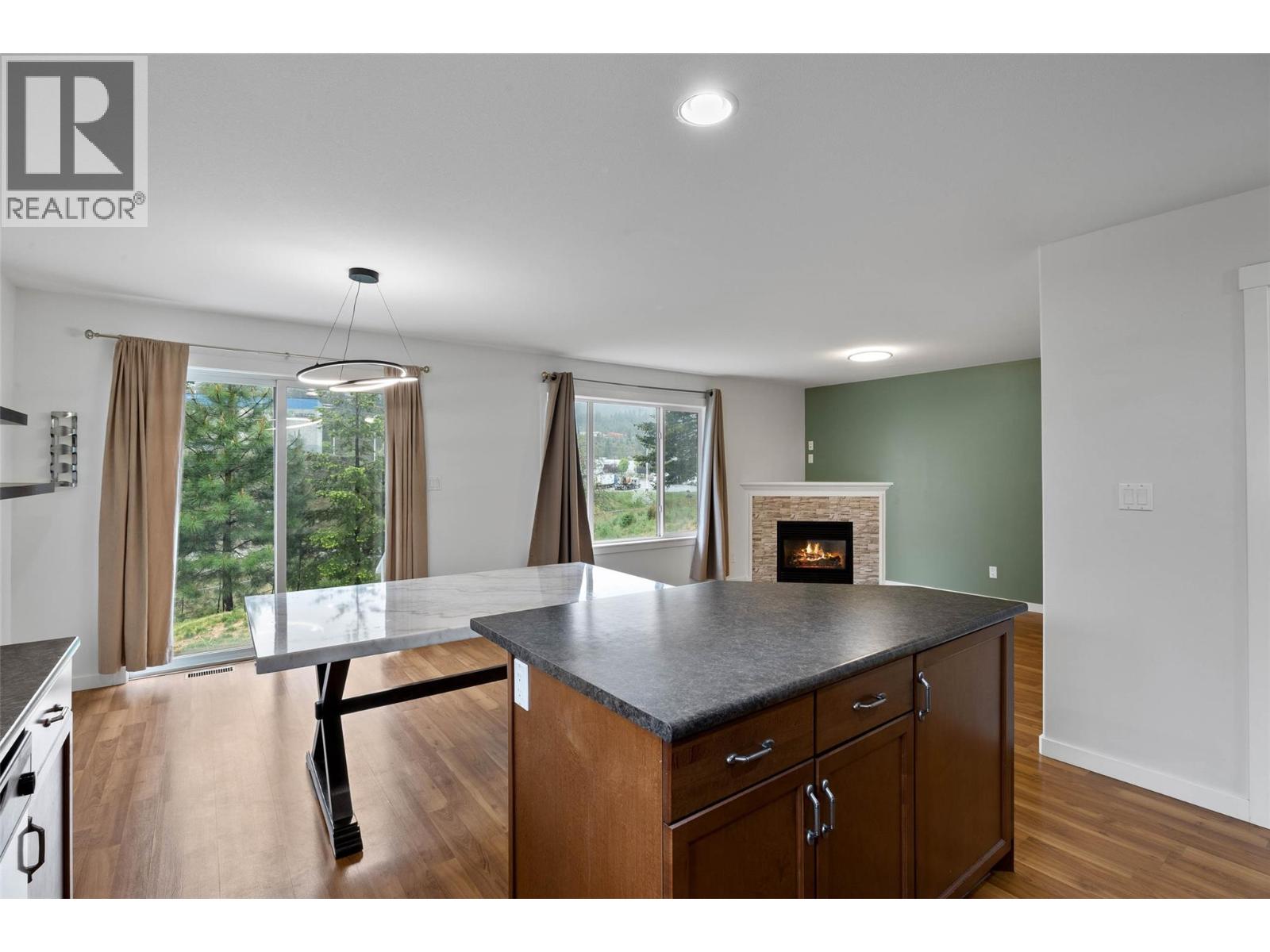 #32 1855 Hillside Drive - 11