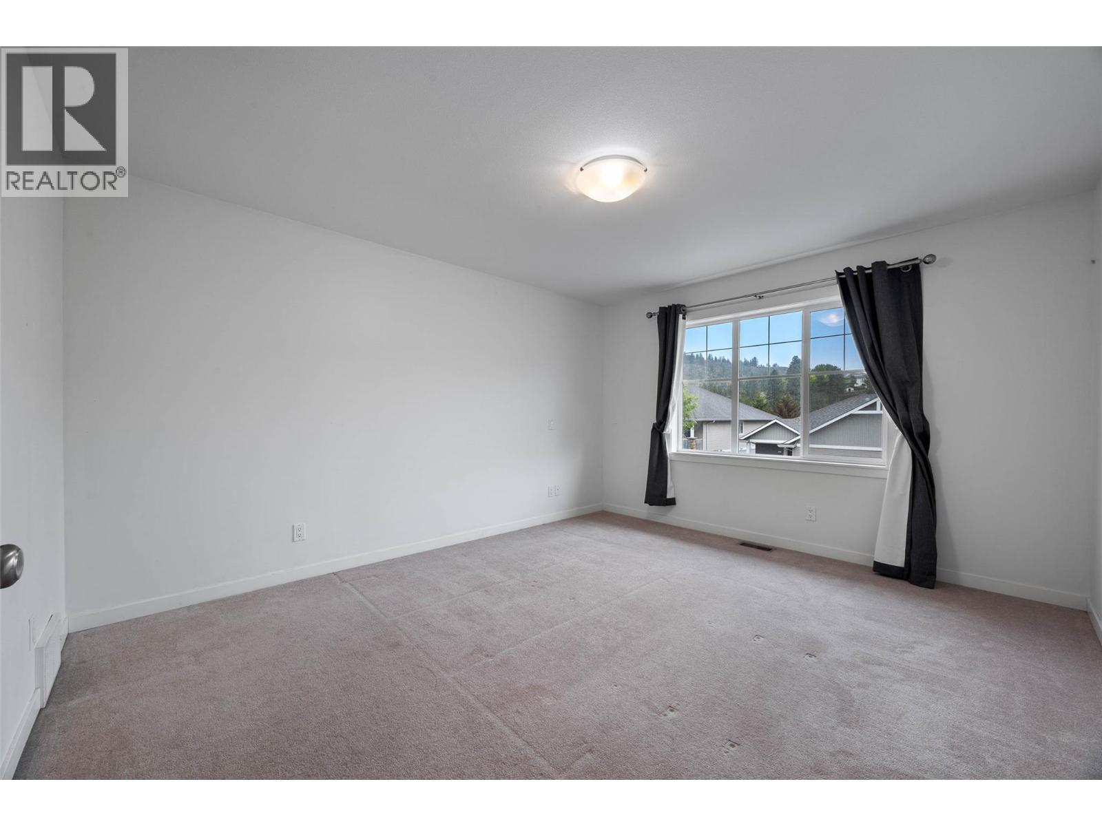 #32 1855 Hillside Drive - 18