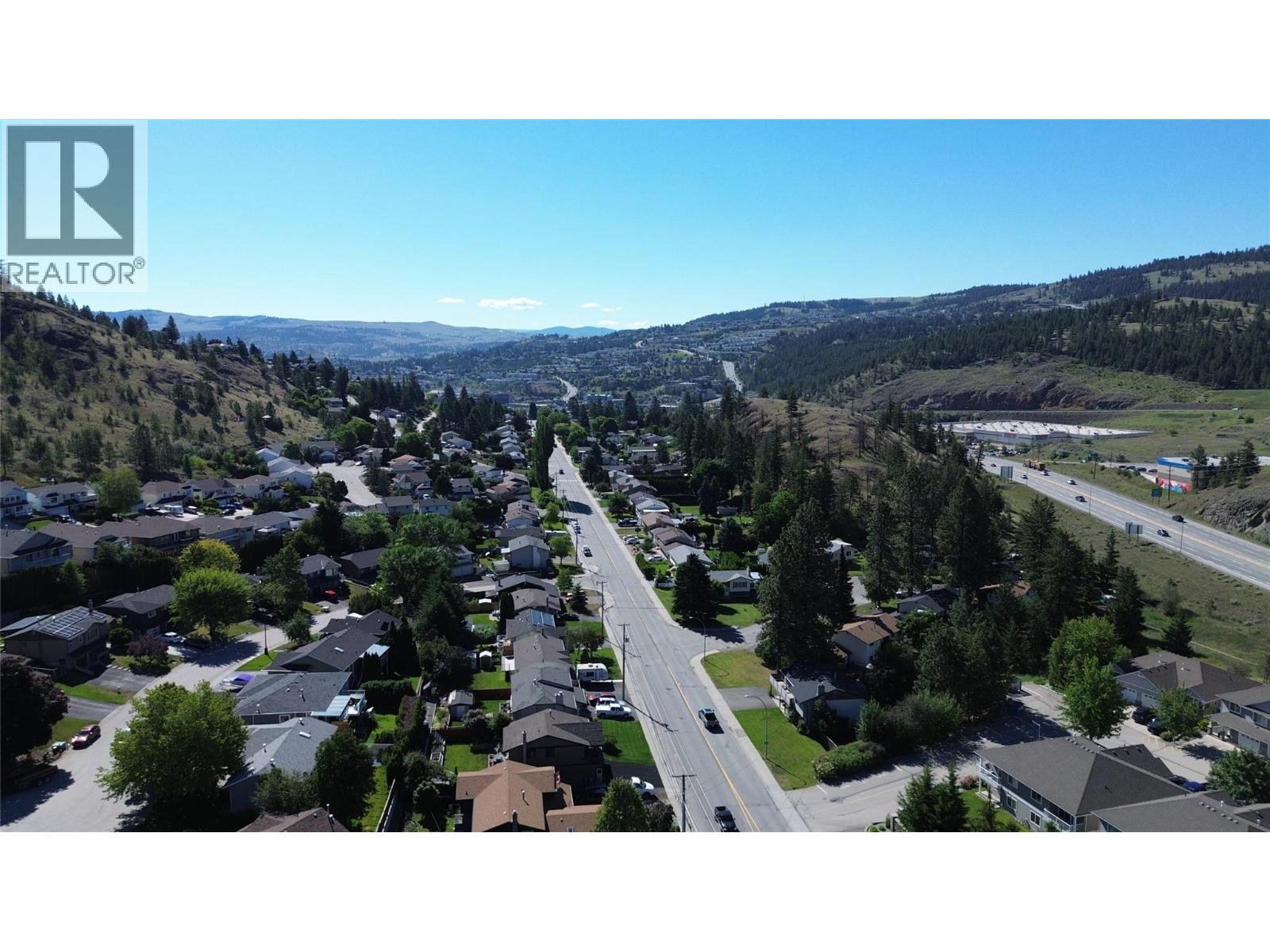 #32 1855 Hillside Drive - 36