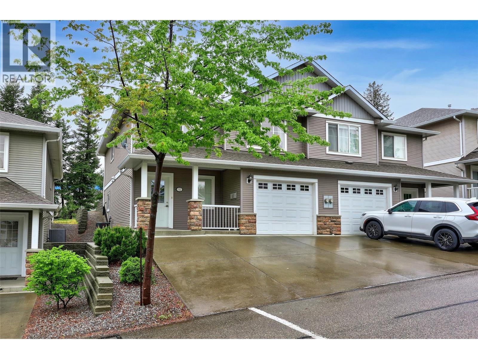 #32 1855 Hillside Drive - 3