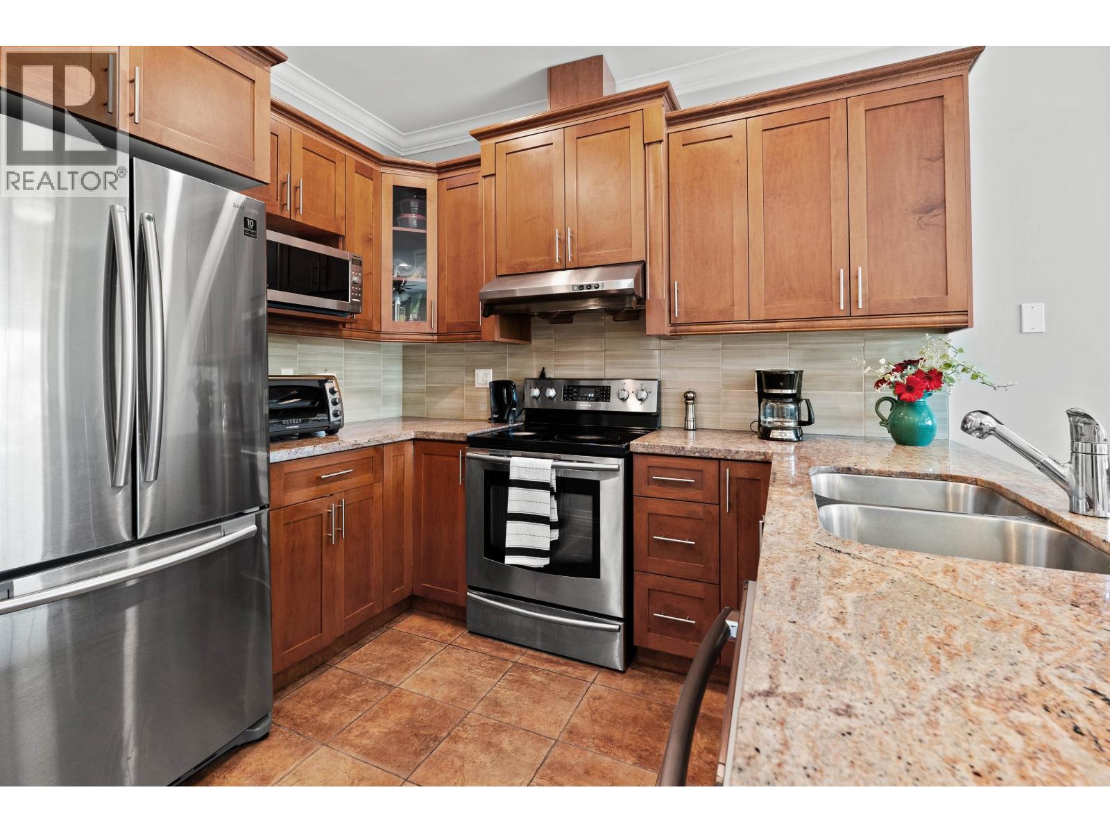 6176 MAIN STREET, Vancouver