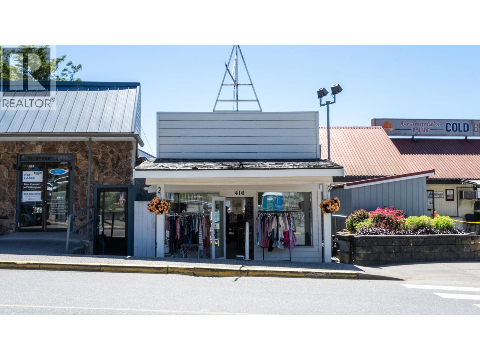 416 MARINE DRIVE, Gibsons