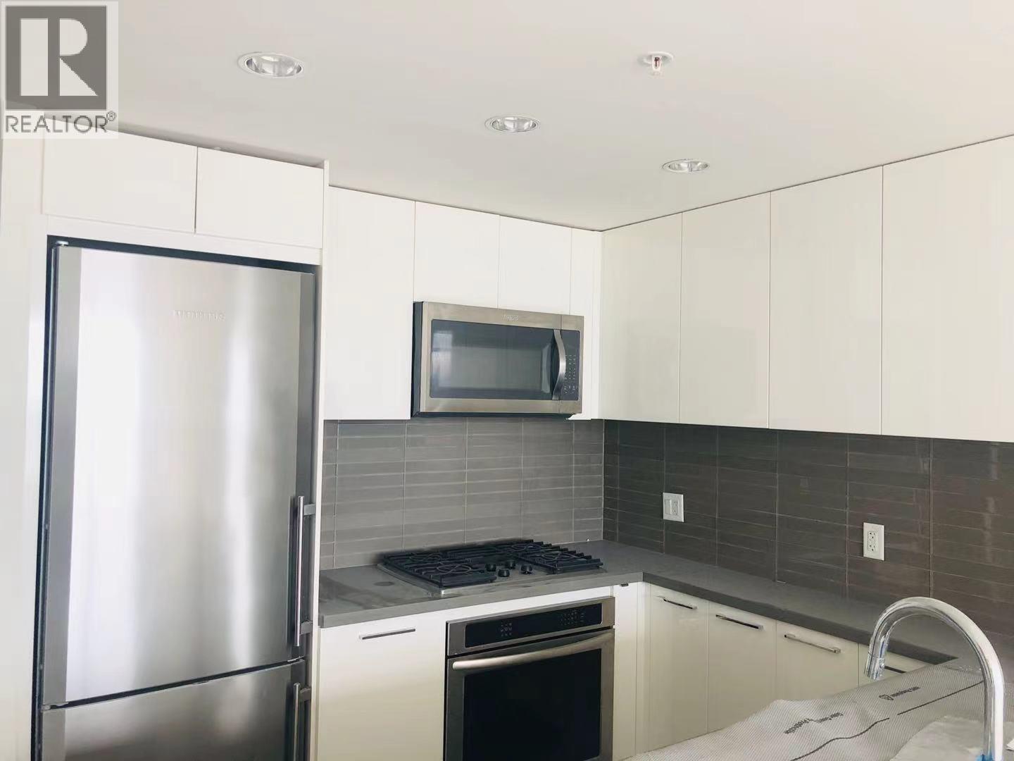 350* 4880 BENNETT STREET, Burnaby