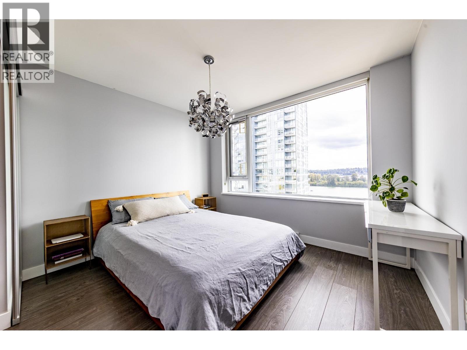 1011 668 COLUMBIA STREET, New Westminster