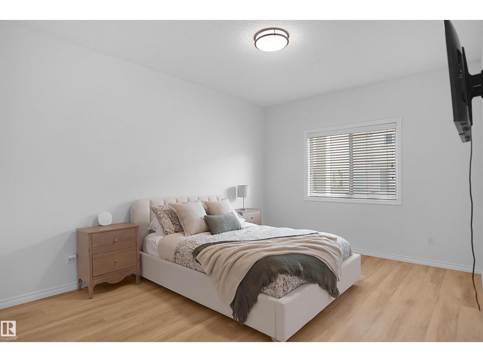 #53 13825 155 AV NW - 25