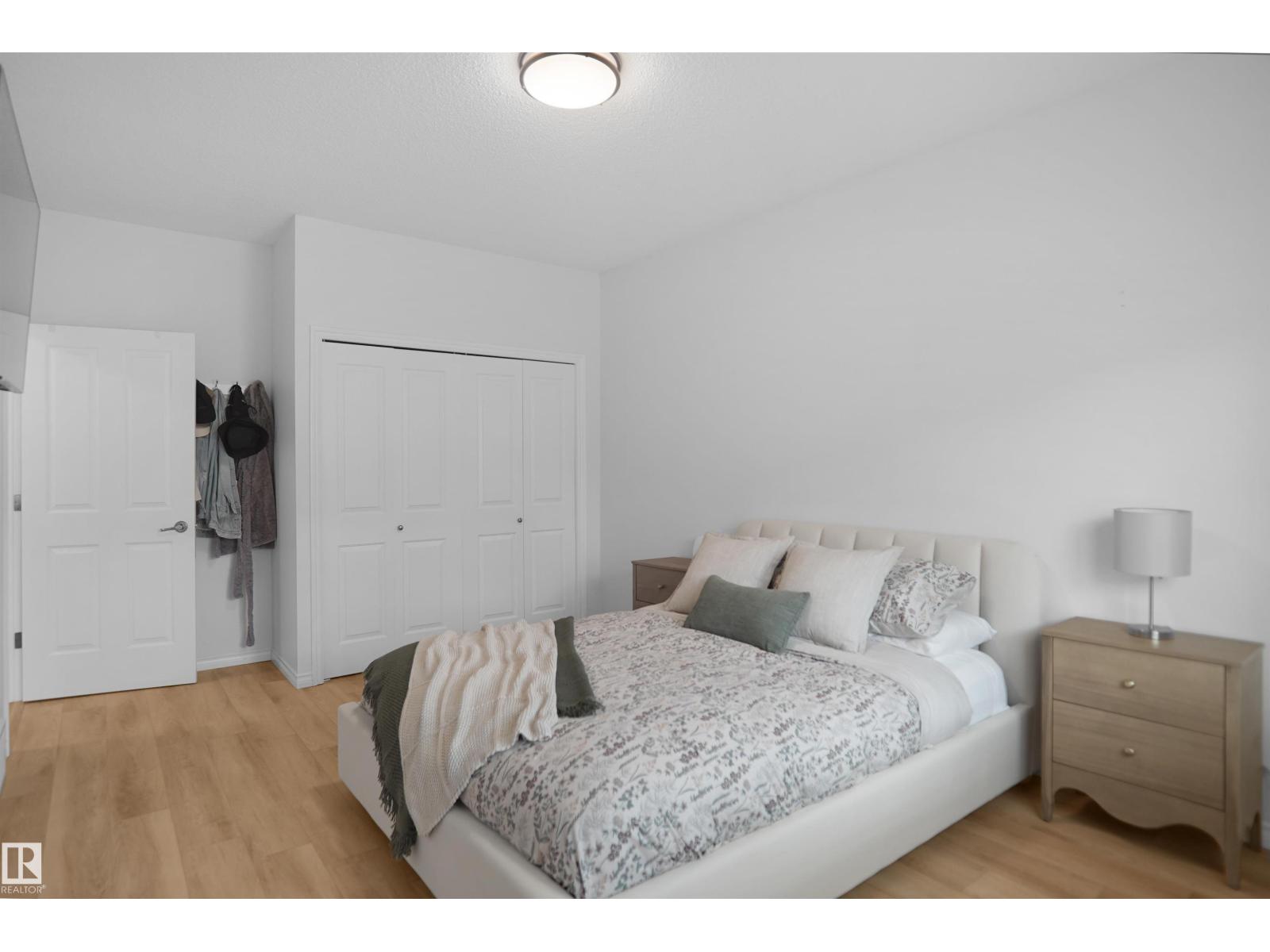 #53 13825 155 AV NW - 26