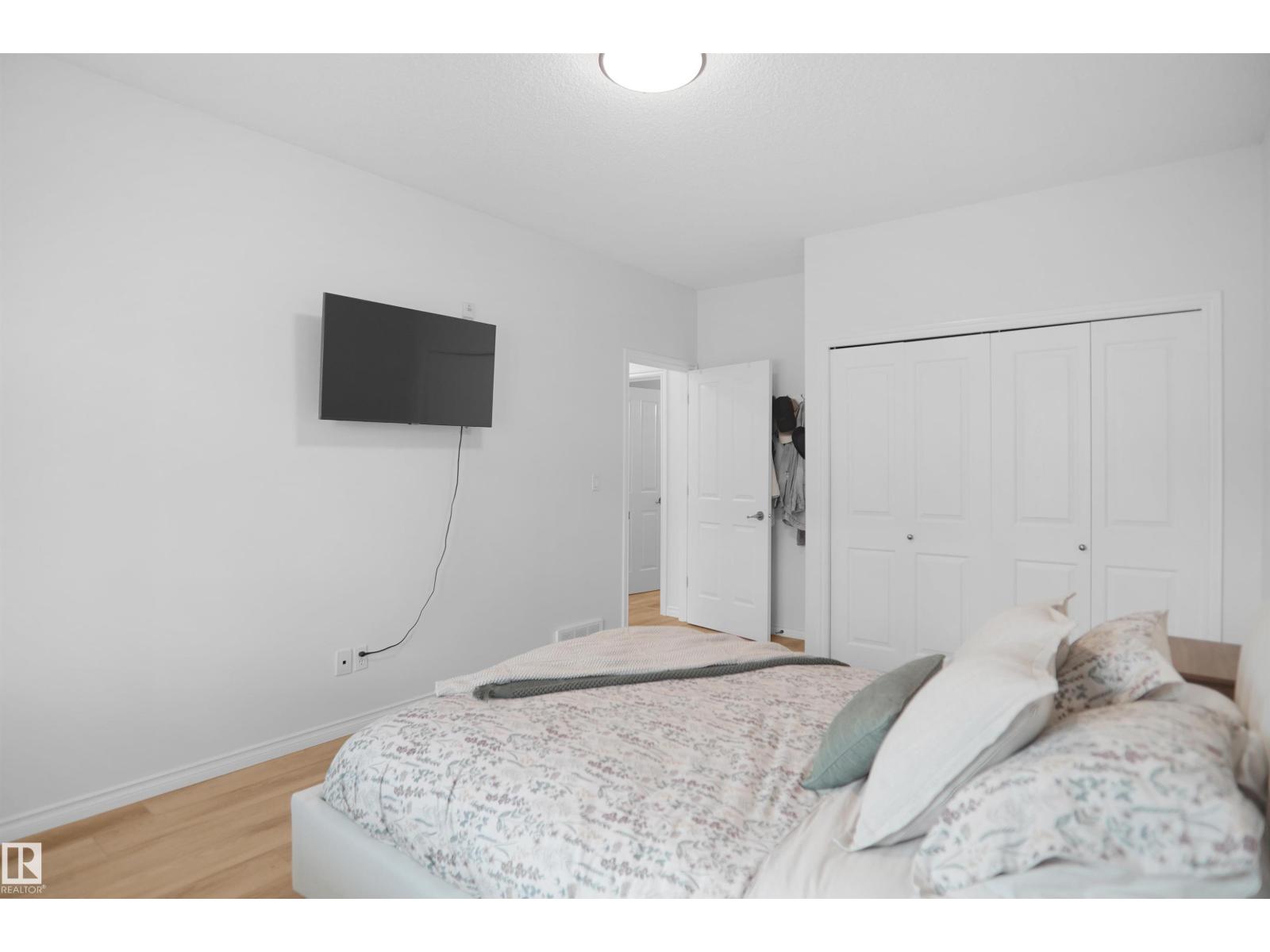 #53 13825 155 AV NW - 27