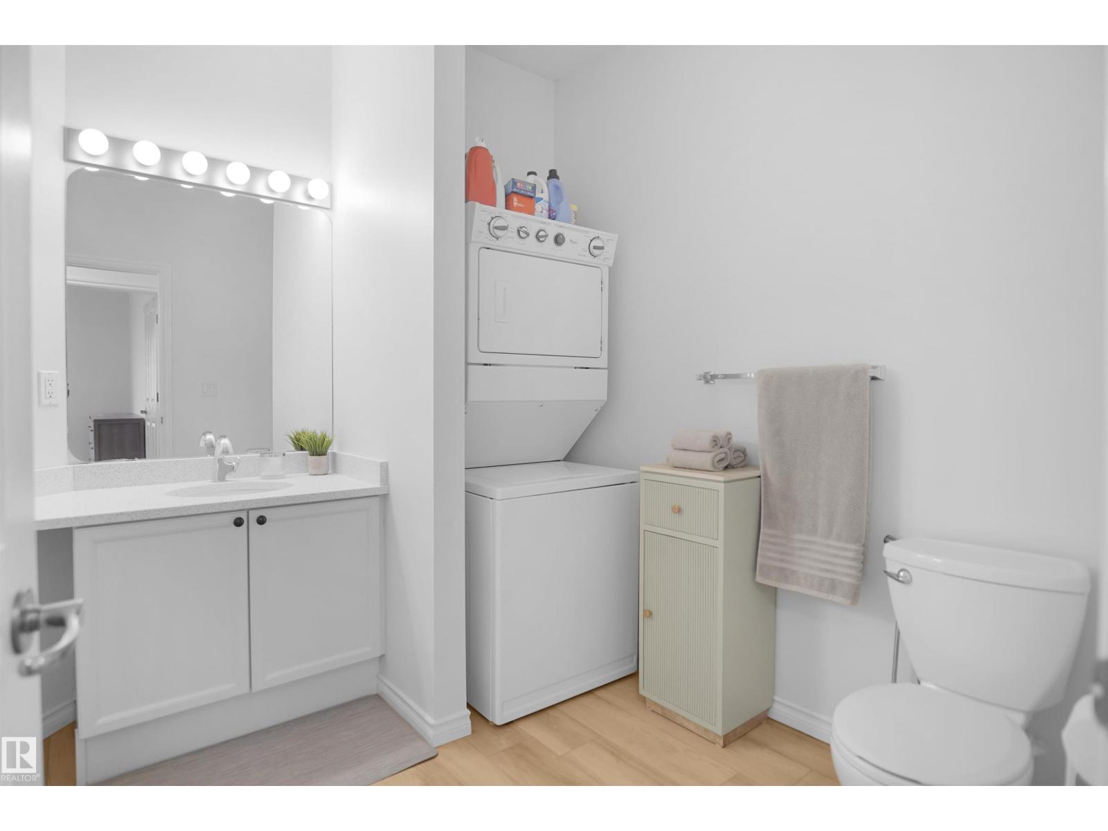 #53 13825 155 AV NW - 28