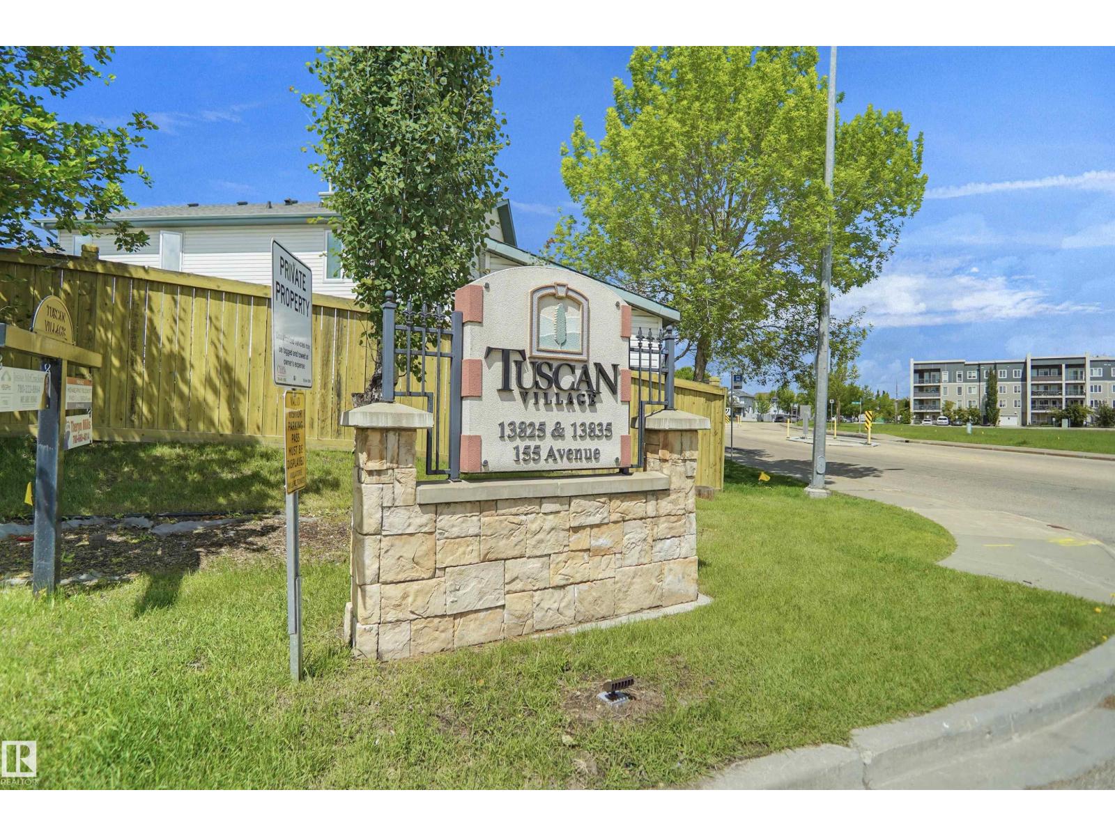 #53 13825 155 AV NW - 43