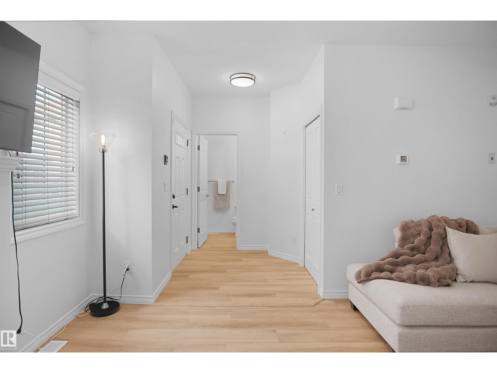 #53 13825 155 AV NW - 7