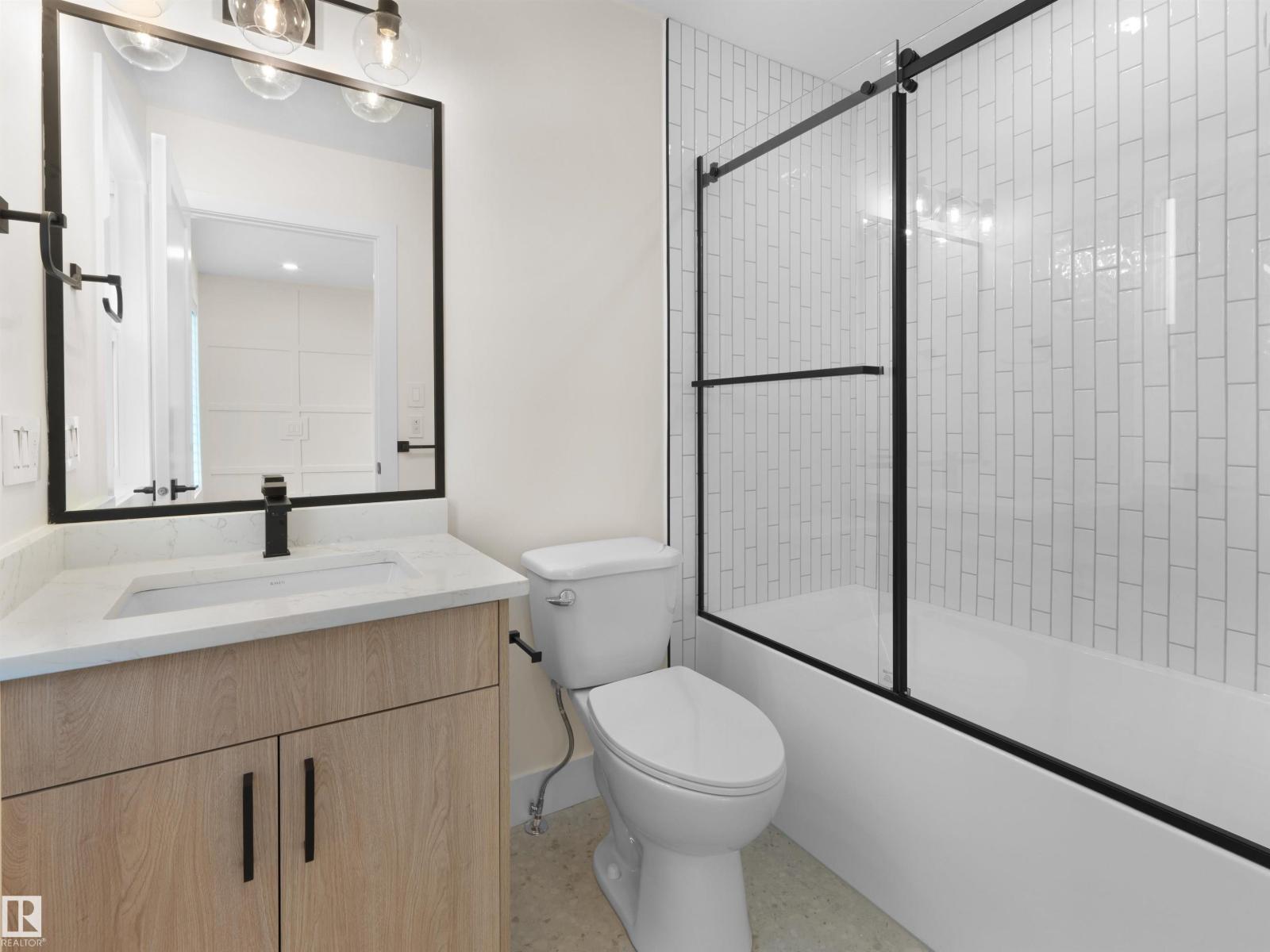 8134 77 AV NW — photo 24