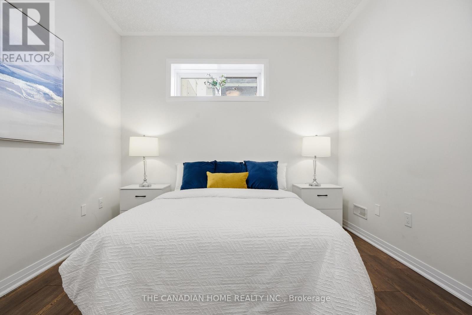 #81 25 ISHERWOOD AVENUE - 16