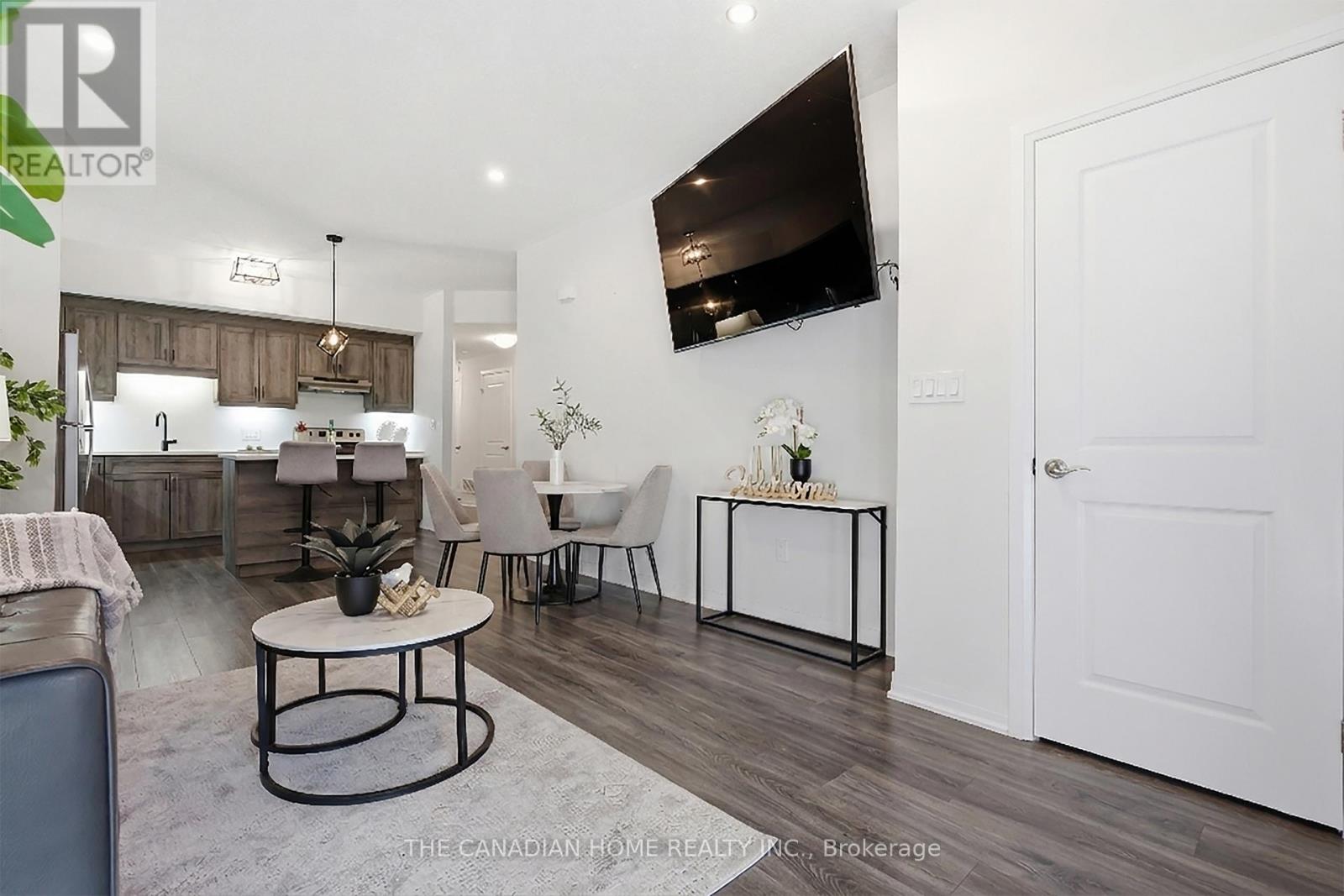 #81 25 ISHERWOOD AVENUE - 9
