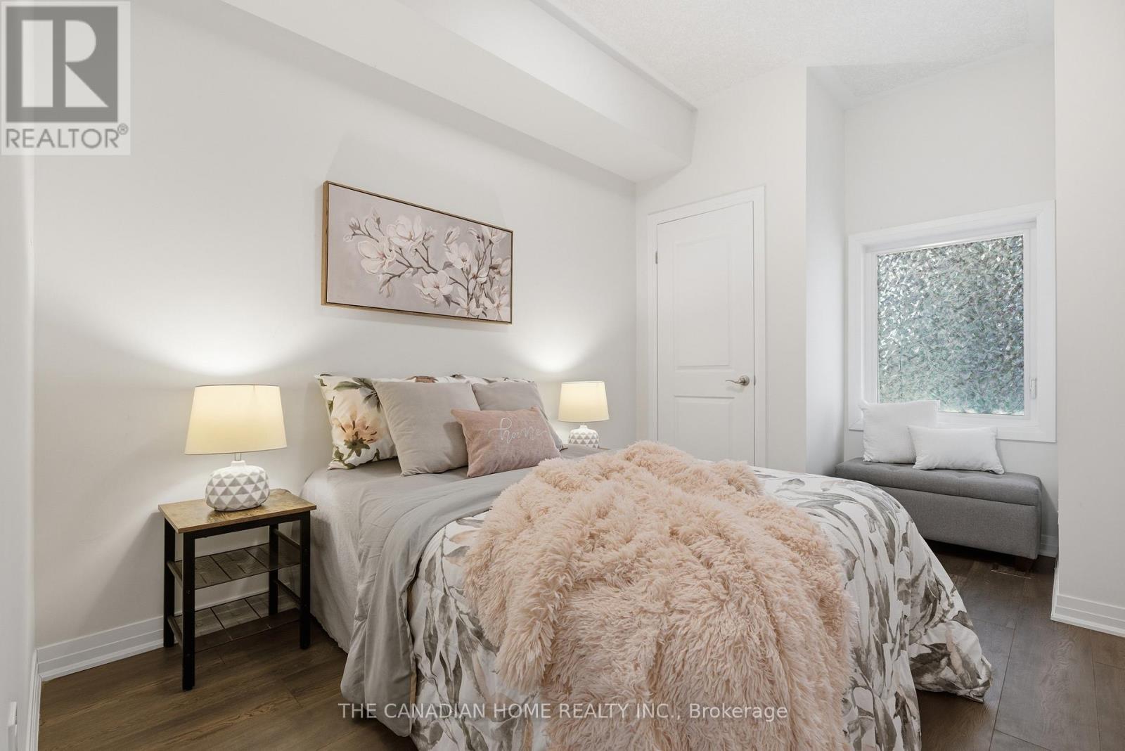 #81 25 ISHERWOOD AVENUE - 24