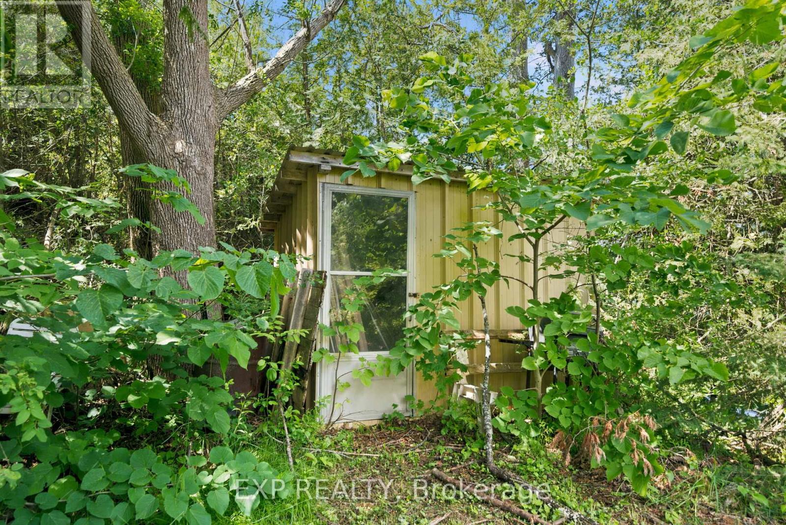 61 NORTH TAYLOR ROAD - 19