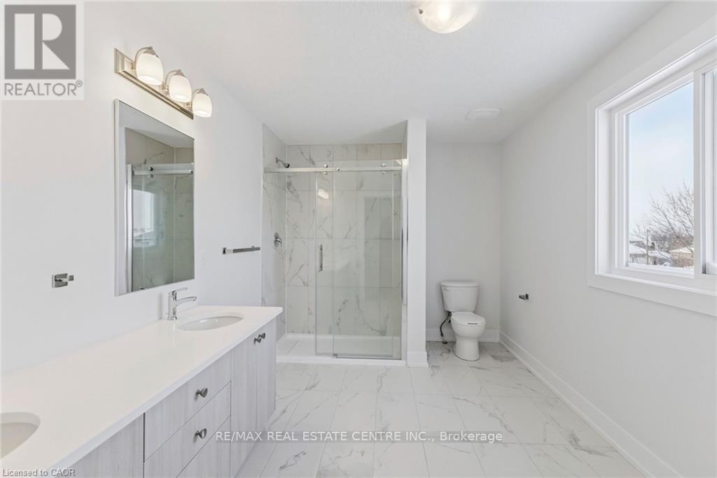 123 MAPLE STREET - 16