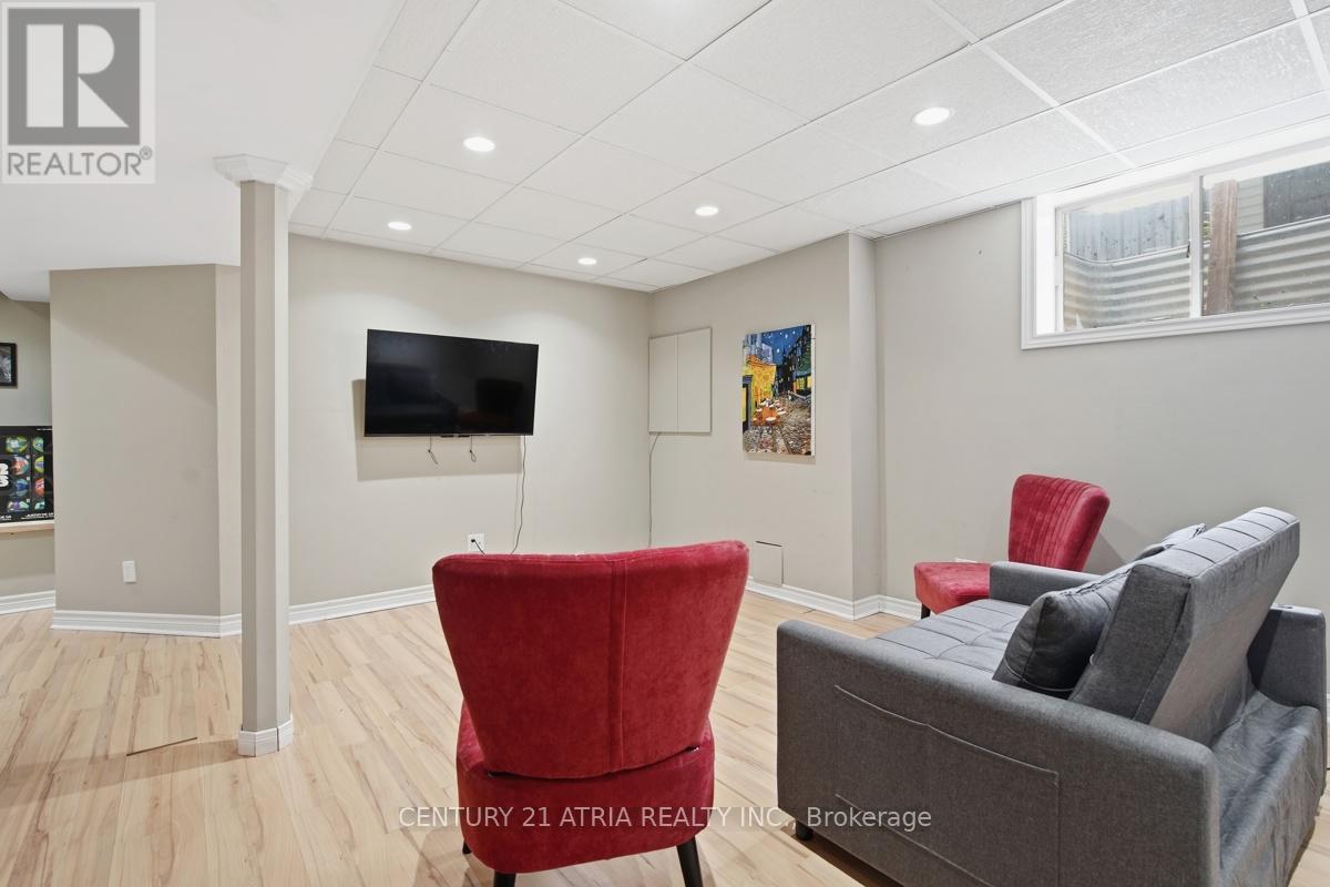 806 MARIGOLD STREET - 25