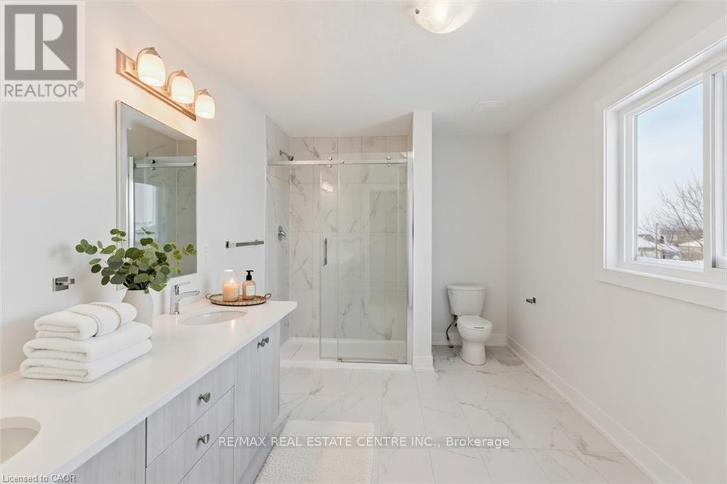 123 MAPLE STREET - 17