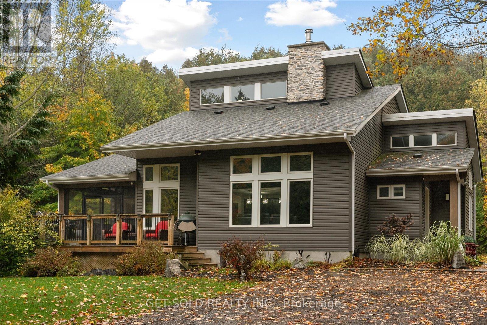 11 FIELDWAY COURT - 1