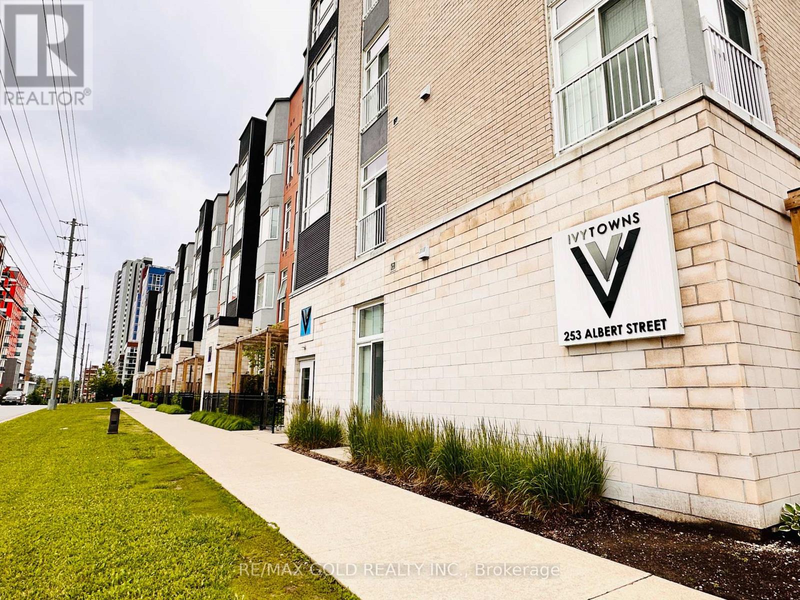 #112 253 ALBERT STREET - 2