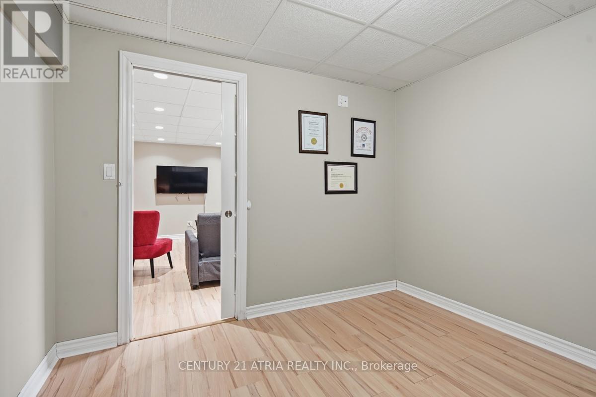806 MARIGOLD STREET - 28