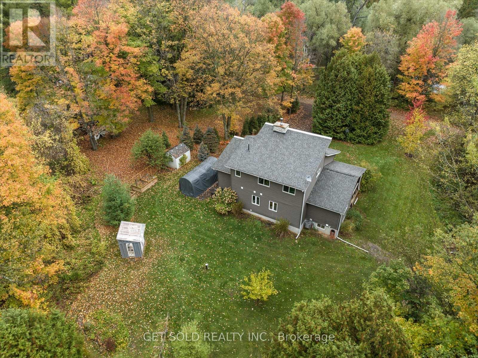 11 FIELDWAY COURT - 28