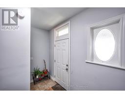 Living room - 108 Victoria Avenue N, Hamilton, ON L8L5E5 Photo 9