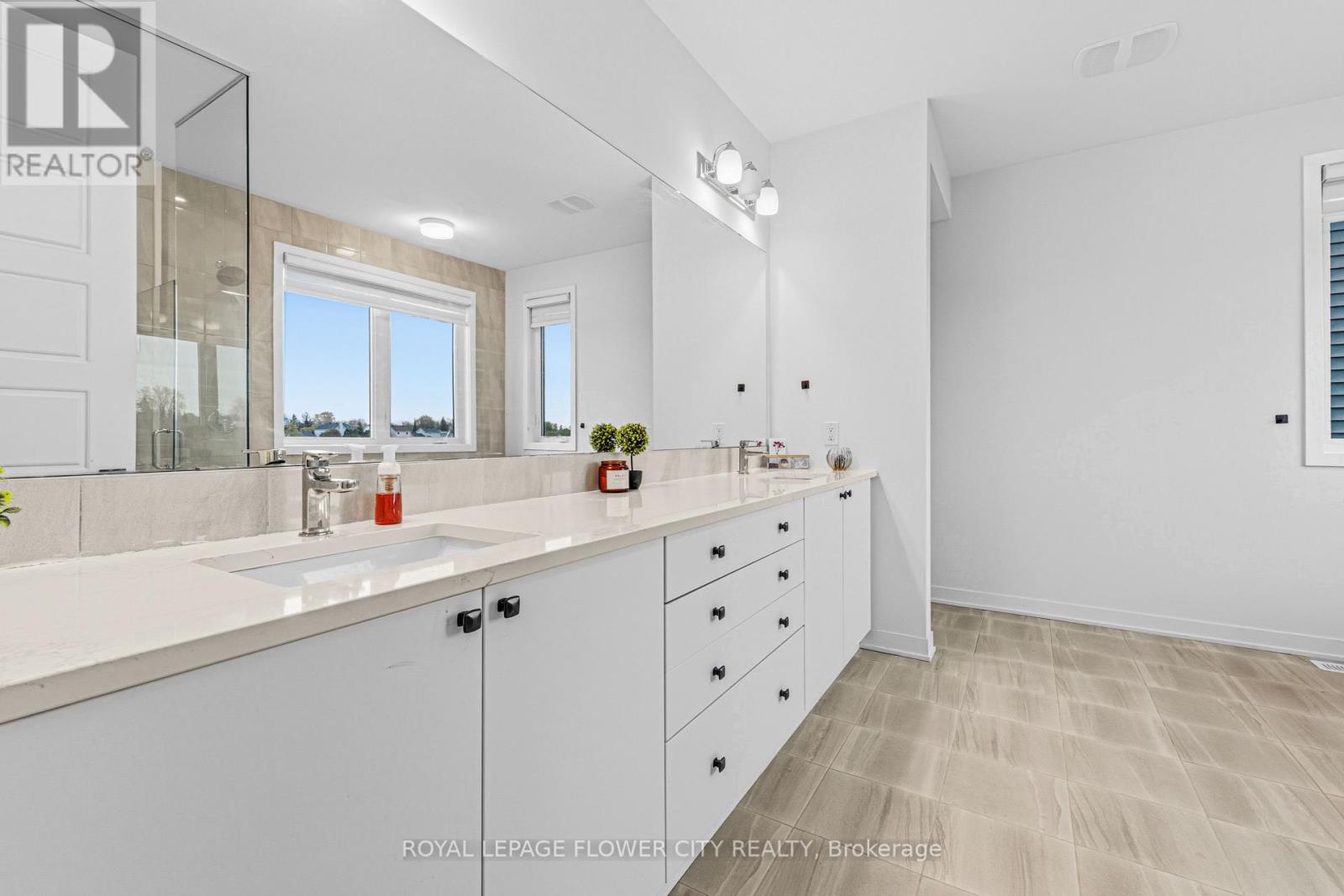 428 MEYNELL ROAD - 17