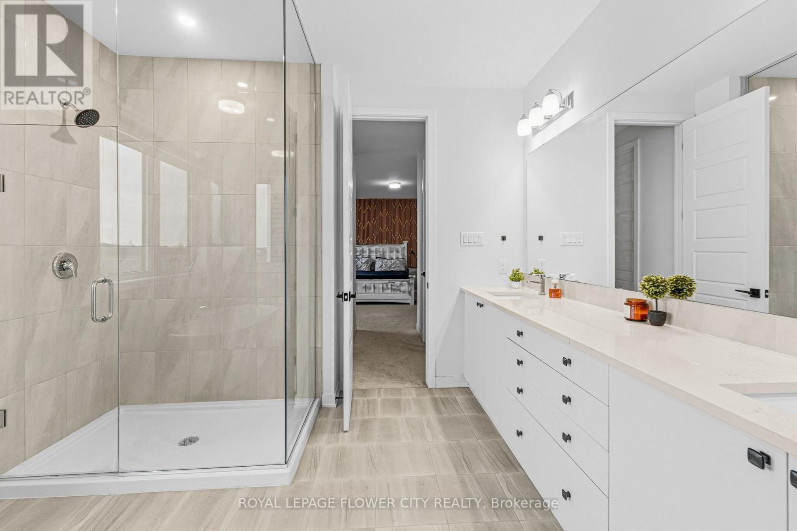 428 MEYNELL ROAD - 16