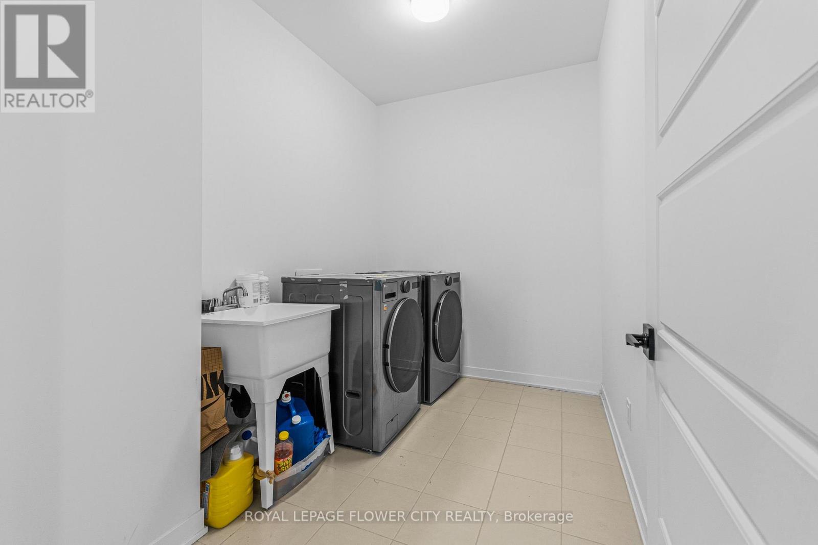 428 MEYNELL ROAD - 18
