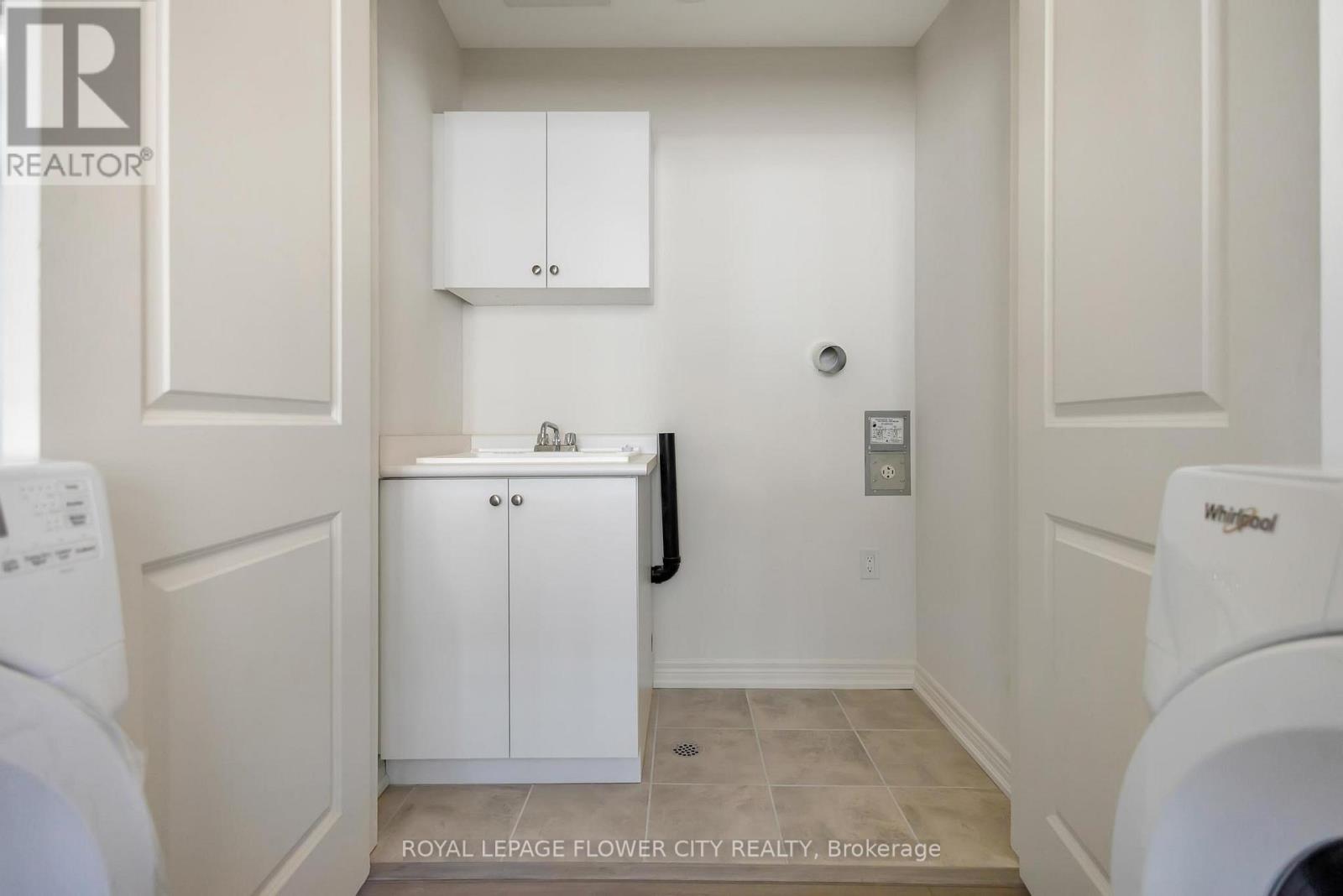 37 GLEDHILL CRESCENT - 30