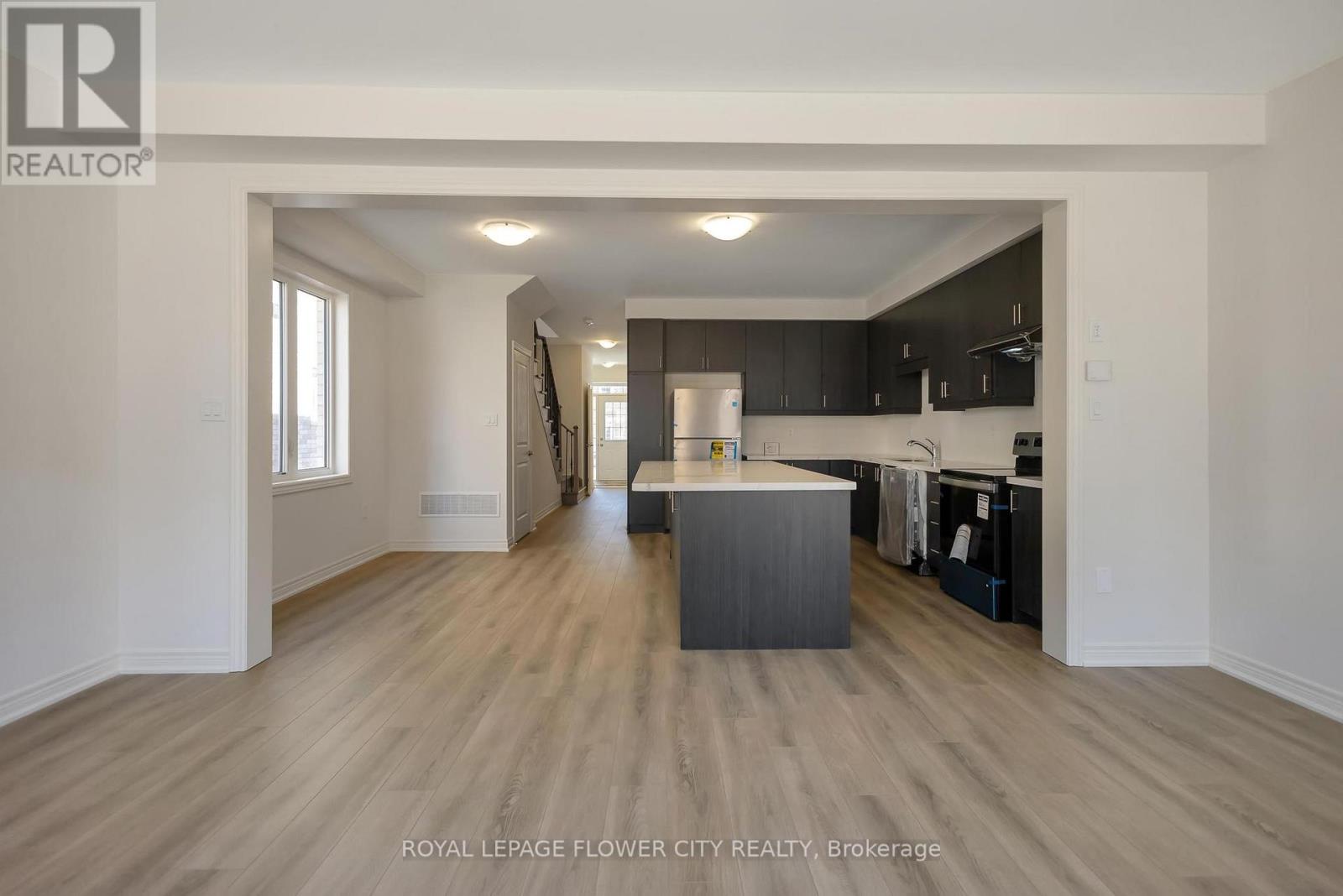 37 GLEDHILL CRESCENT - 17