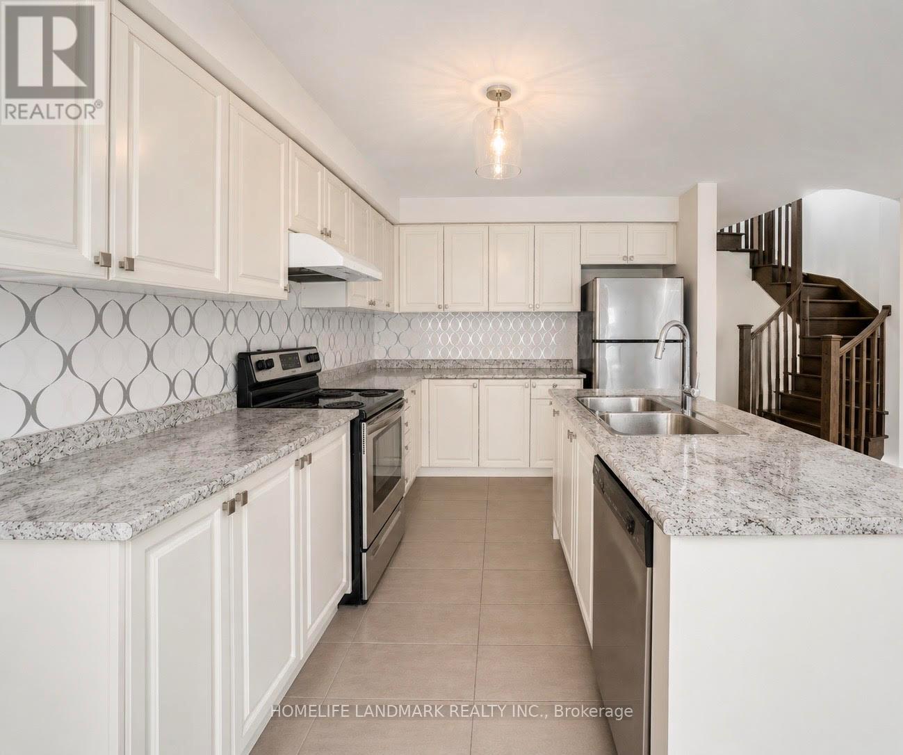 2 PRESTWICK STREET - 10