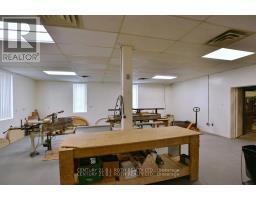 240 9th Avenue E, Owen Sound, ON N4K2A3 Photo 30