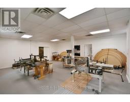 240 9th Avenue E, Owen Sound, ON N4K2A3 Photo 28