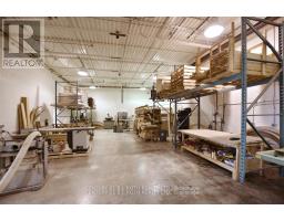 240 9th Avenue E, Owen Sound, ON N4K2A3 Photo 31