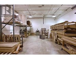 240 9th Avenue E, Owen Sound, ON N4K2A3 Photo 37