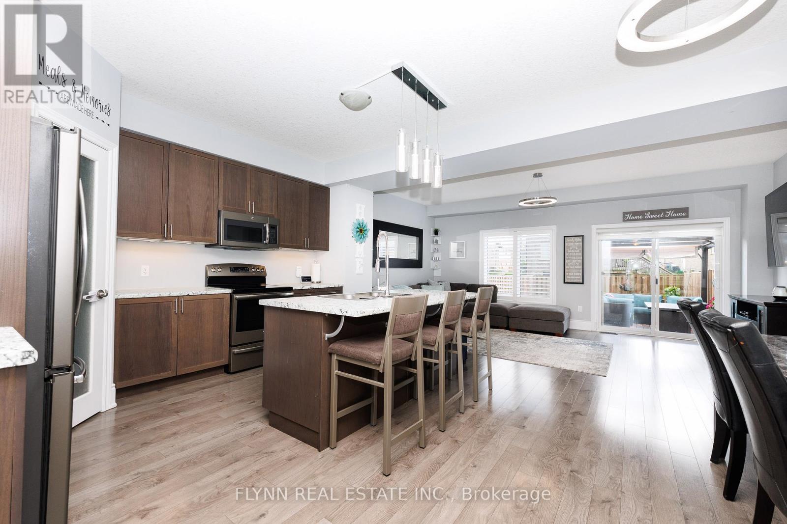 37 SUNSET WAY - 6
