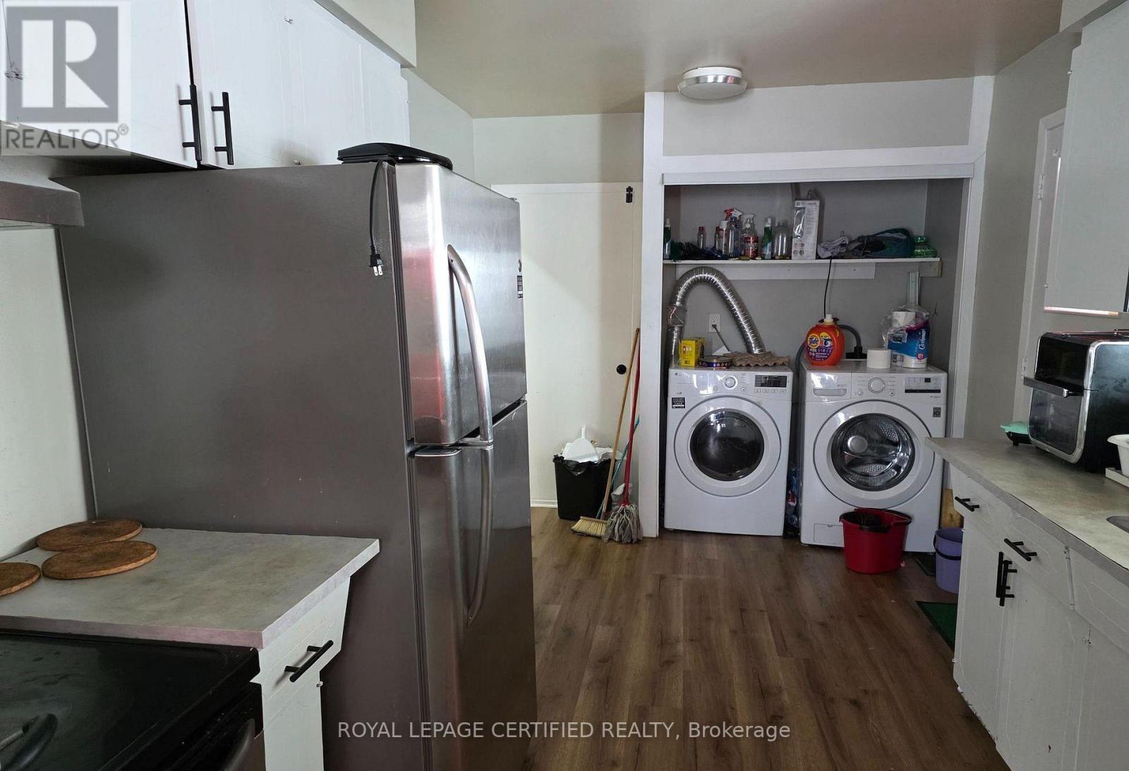 2 RIDEAU CRESCENT - 6